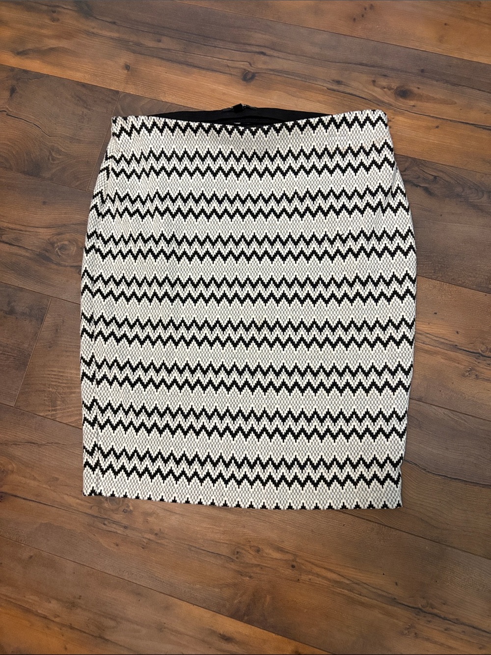 George Black and White Chevron Pencil Skirt
